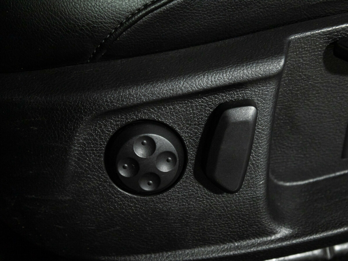 Купить Volkswagen Passat B7, 2011, 258 952 км, фото №15