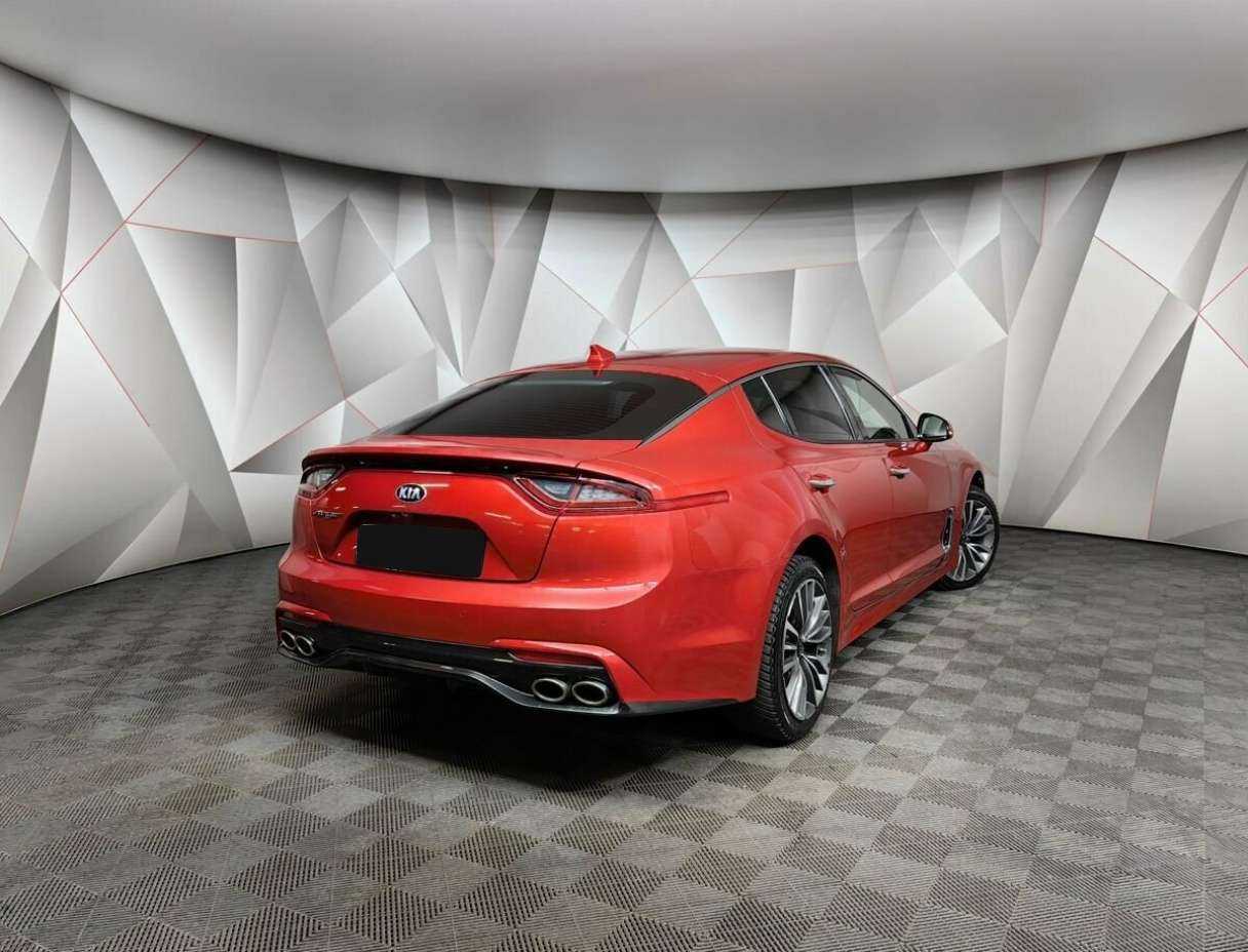 Купить Kia Stinger, 2020, 53 130 км, фото №2