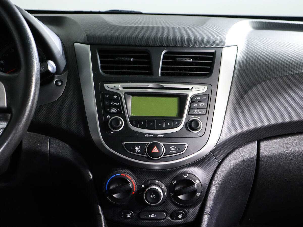 Купить Hyundai Solaris, 2013, 80 000 км, фото №12