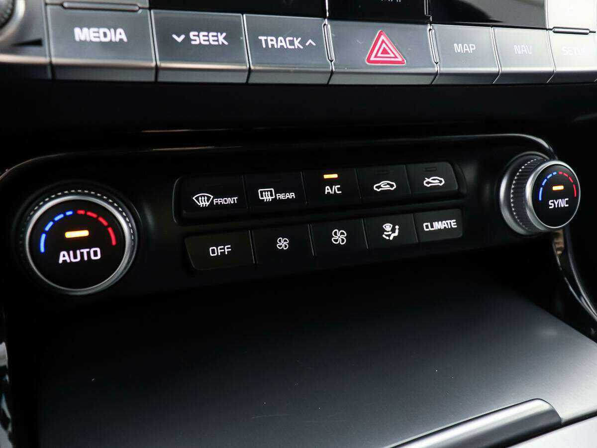 Купить Kia Stinger, 2018, 65 763 км, фото №20