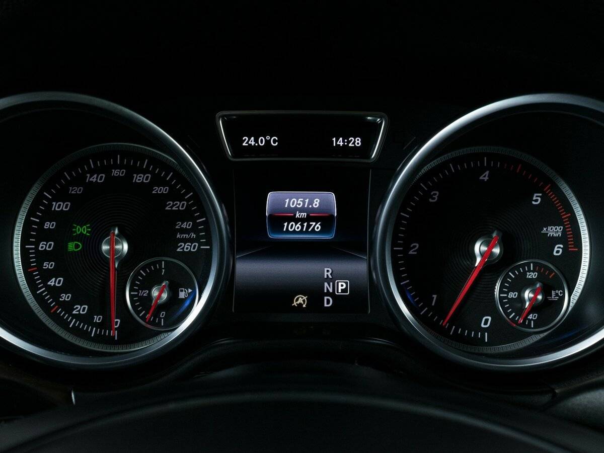 Купить Mercedes-Benz GLS 350 d, 2016, 106 408 км, фото №16