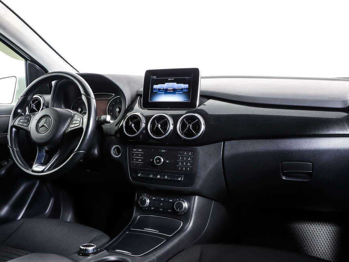Купить Mercedes-Benz B-Класс 180, 2015, 120 326 км, фото №9