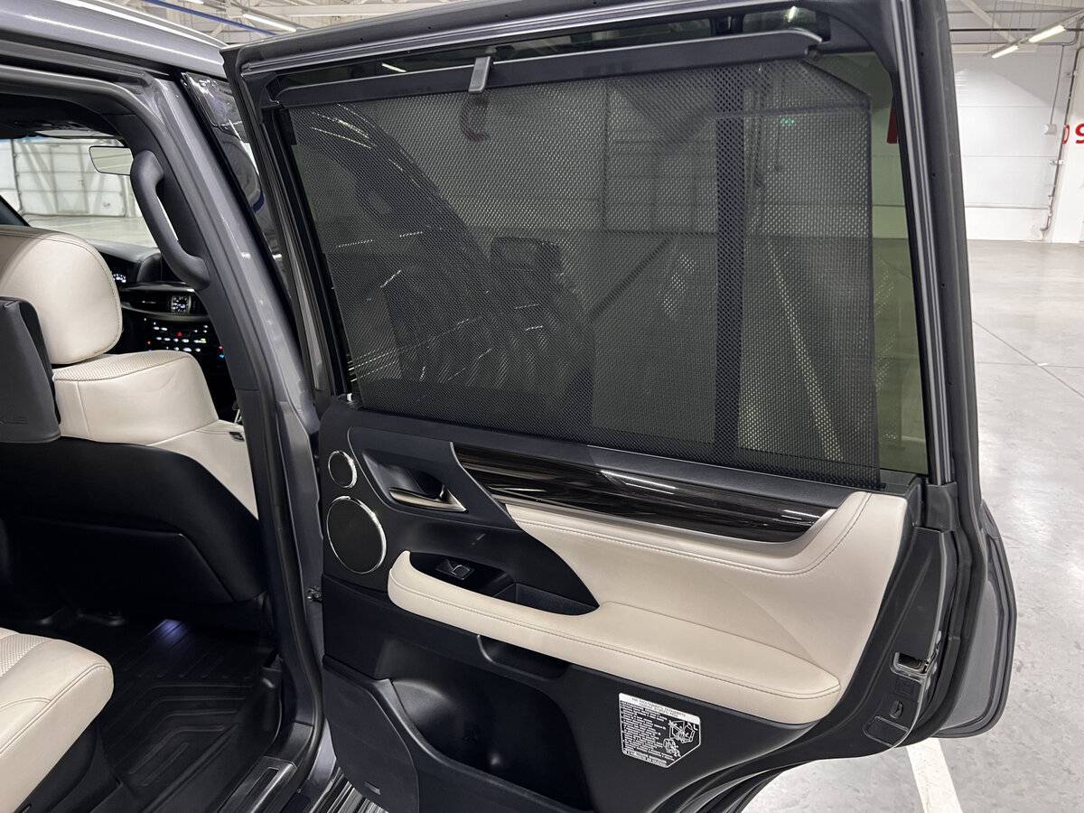 Купить Lexus LX 570, 2017, 138 900 км, фото №19