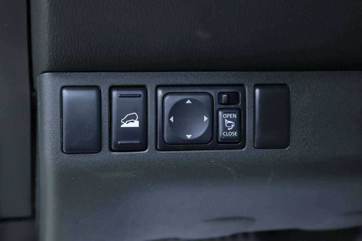 Купить Nissan Pathfinder, 2012, 177 500 км, фото №9