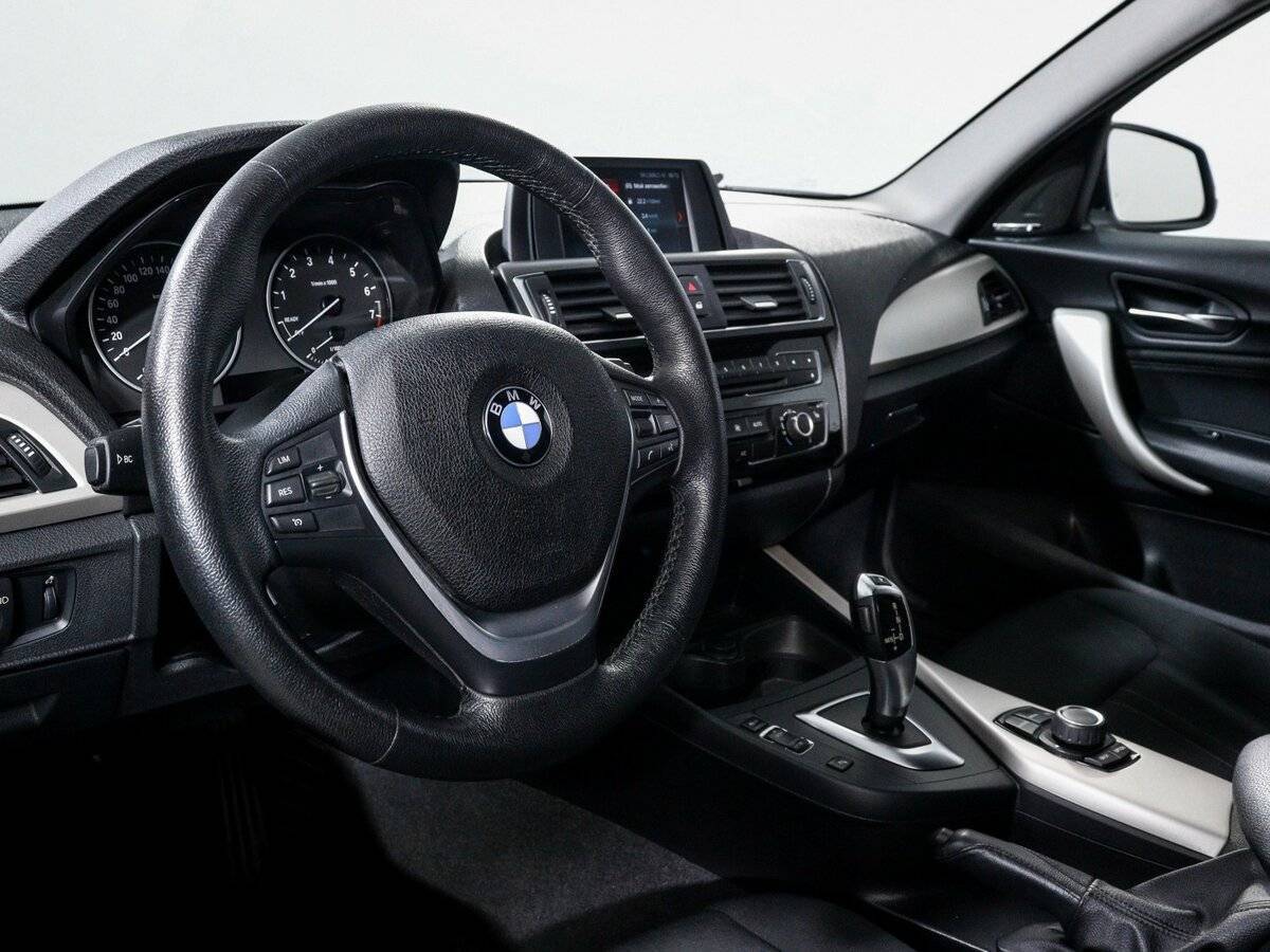 Купить BMW 1 серии 118i, 2017, 81 140 км, фото №11