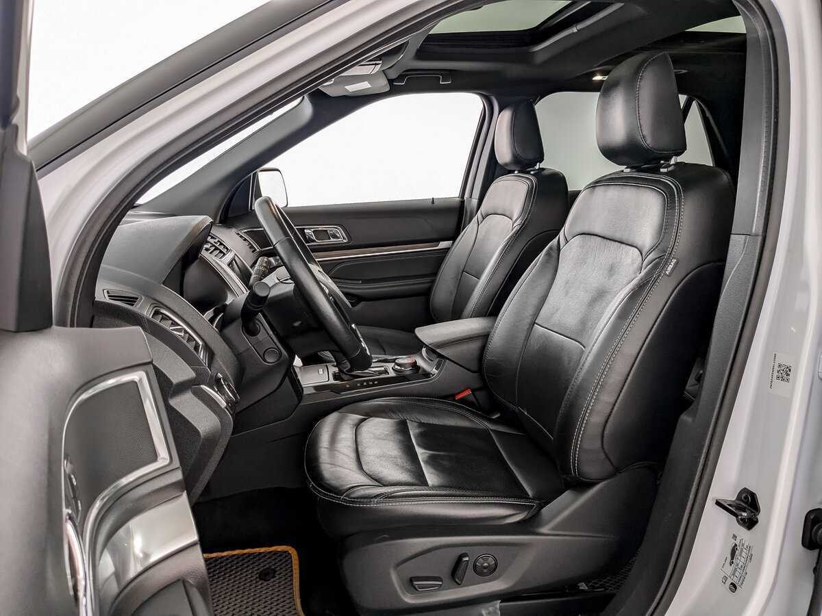 Купить Ford Explorer, 2019, 101 500 км, фото №16