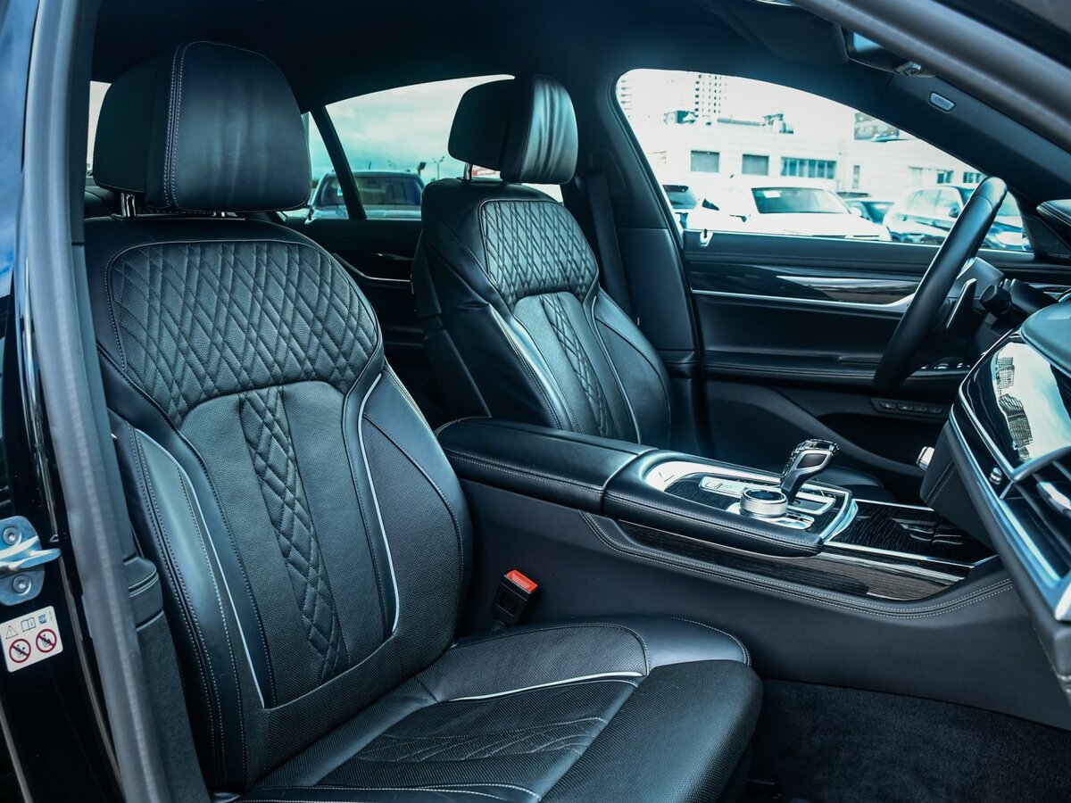 Купить BMW 7 серии 730d xDrive VI (G11/G12) Рестайлинг, 2020, 90 858 км, фото №17