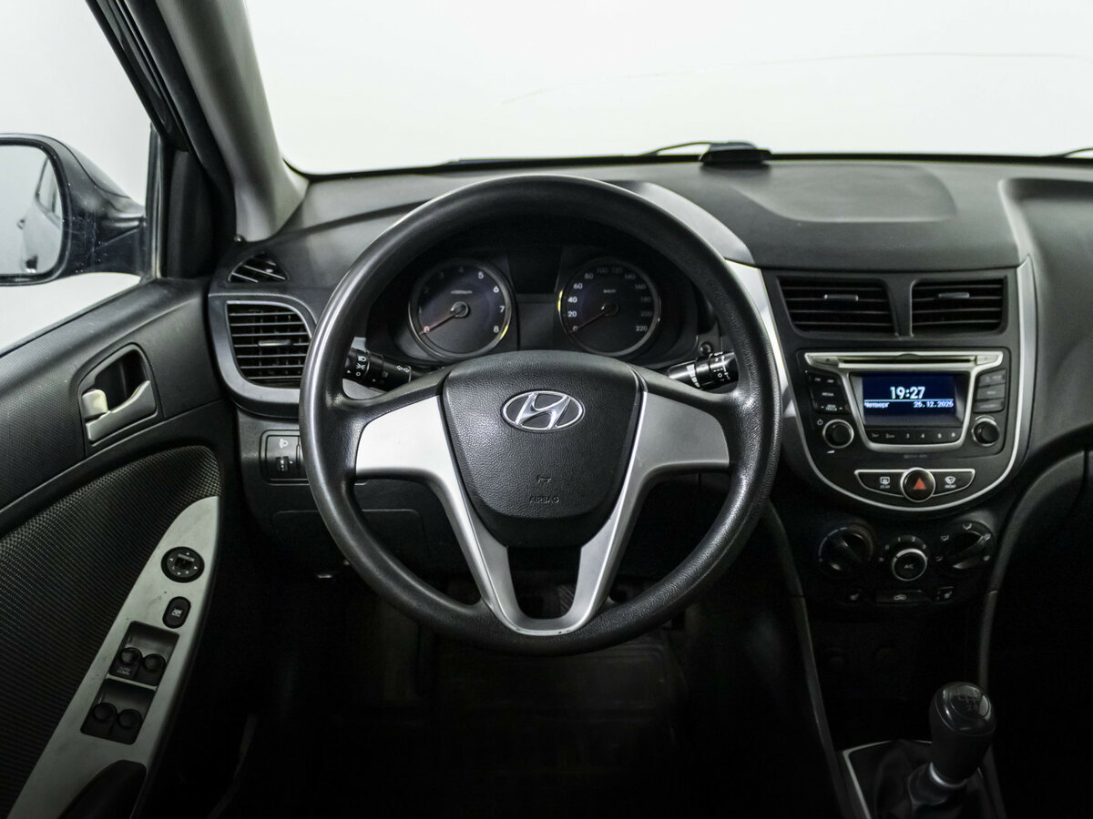 Купить Hyundai Solaris I, 2011, 188 284 км, фото №9