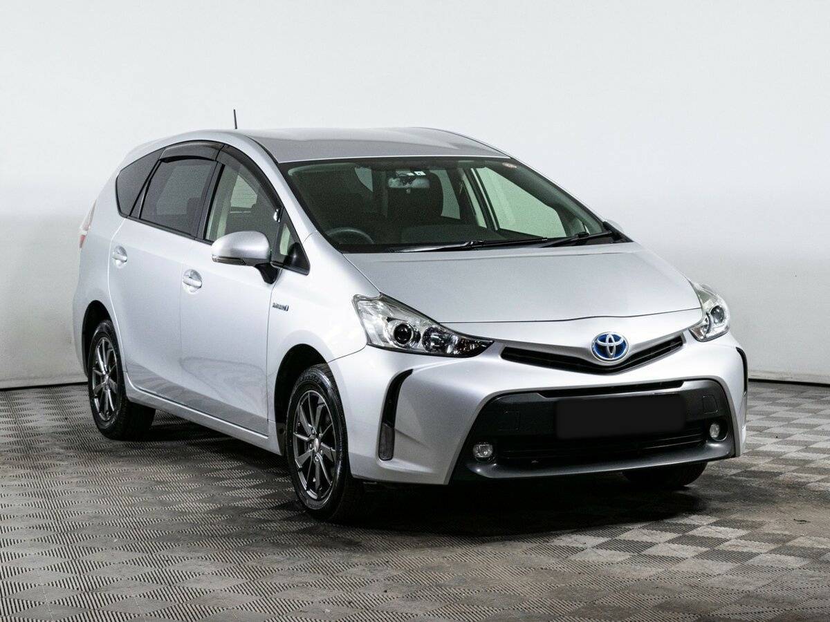 Купить Toyota Prius Alpha, 2017, 108 500 км, фото №3