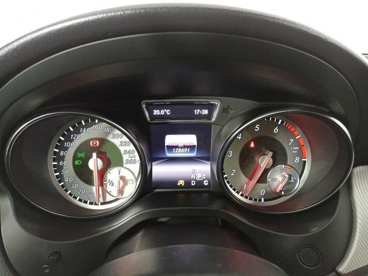Купить Mercedes-Benz GLA 250, 2015, 128 703 км, фото №11