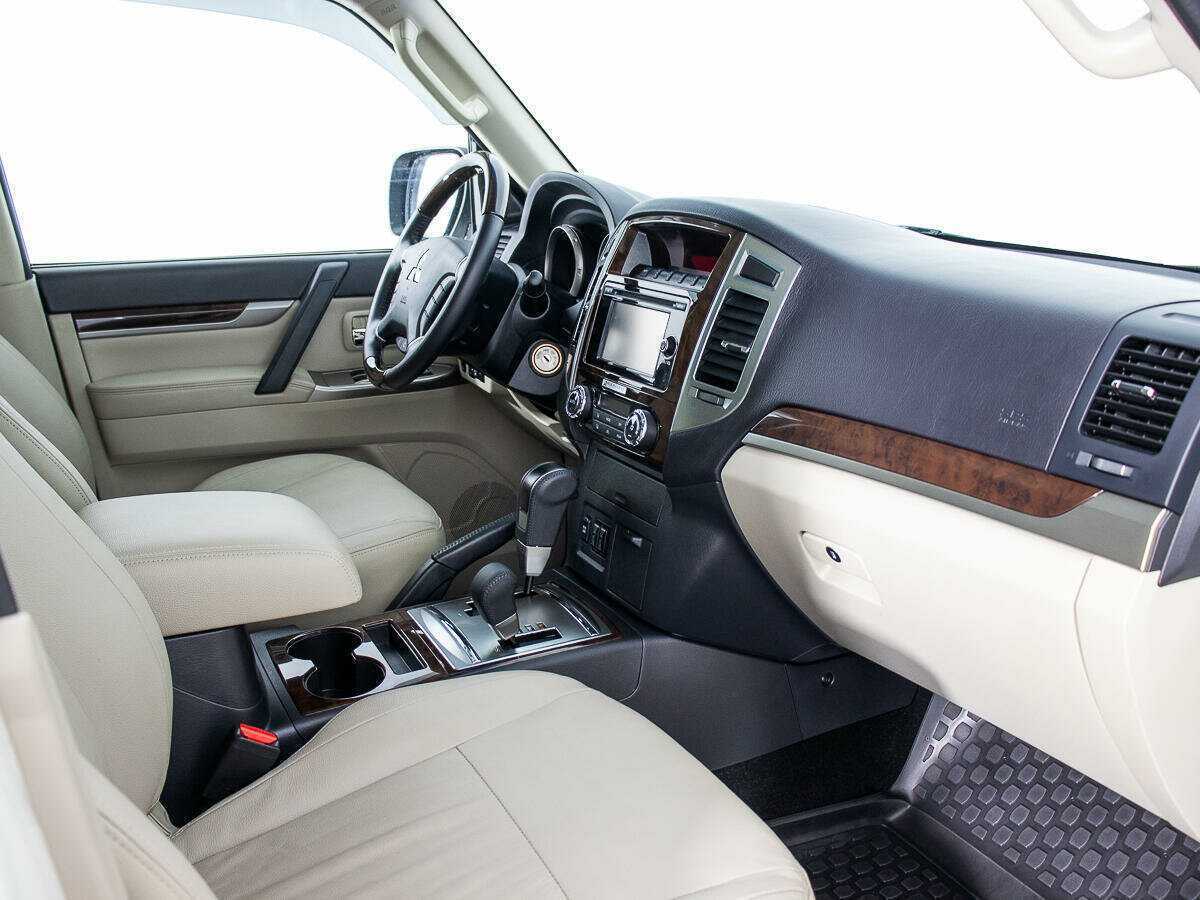 Купить Mitsubishi Pajero, 2020, 16 289 км, фото №9
