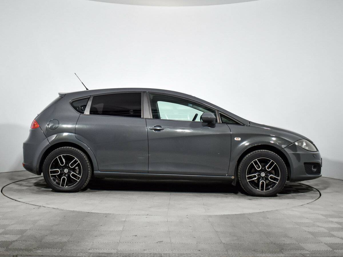 Купить SEAT Leon, 2010, 305 172 км, фото №4