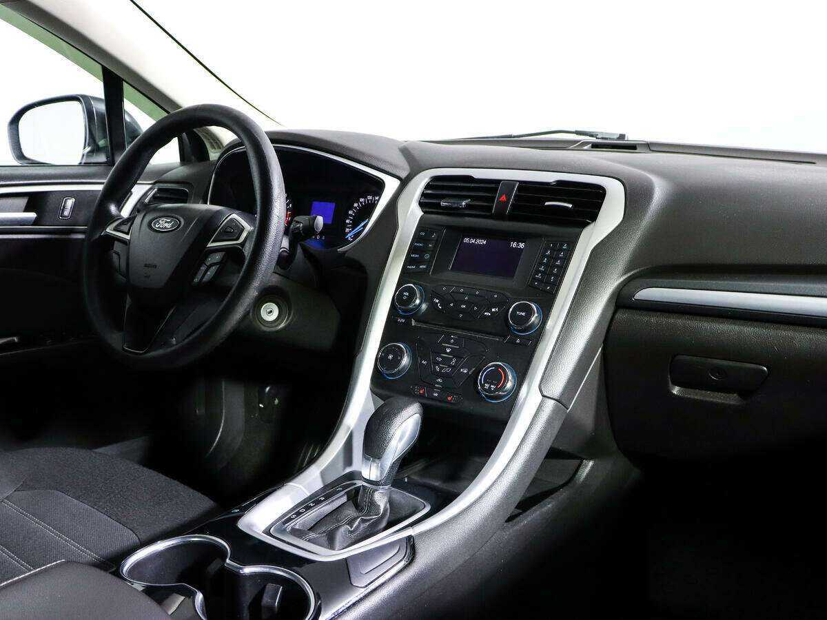 Купить Ford Mondeo, 2016, 224 882 км, фото №6