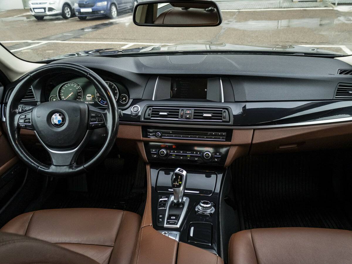 Купить BMW 5 серии 528i xDrive VI (F10/F11/F07) Рестайлинг, 2016, 138 885 км, фото №12