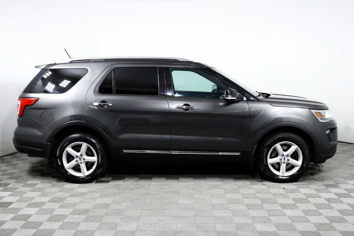 Купить Ford Explorer, 2019, 137 051 км, фото №3