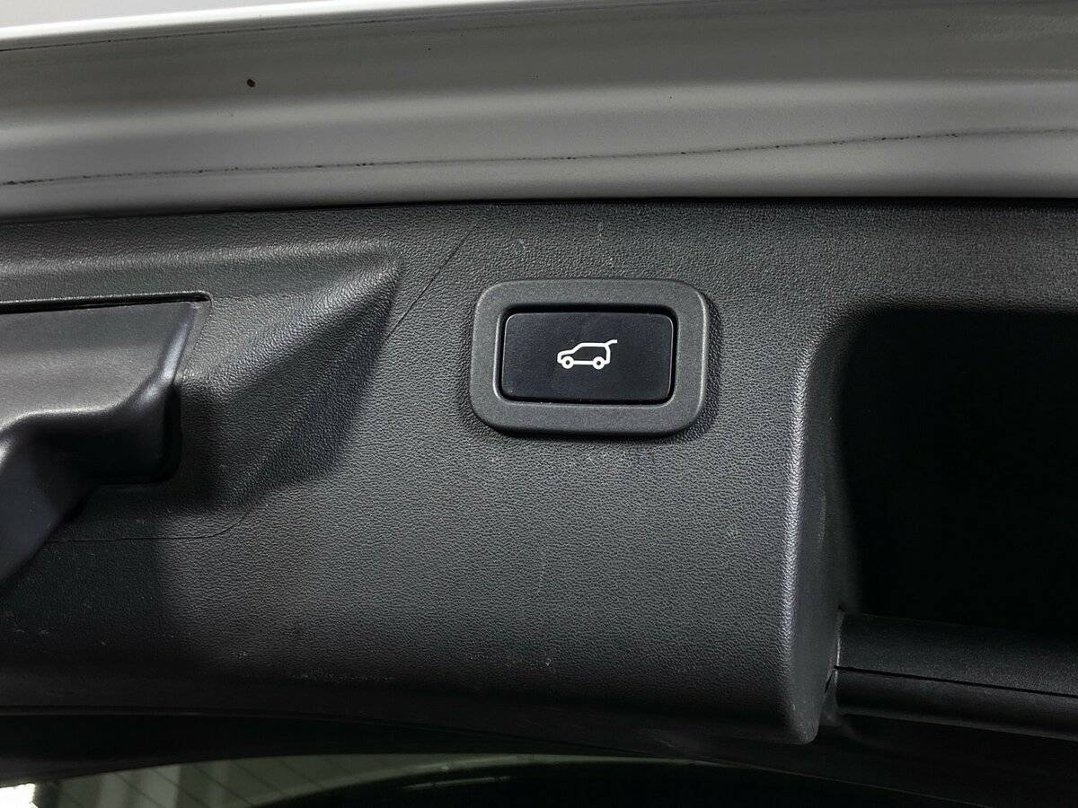 Купить Land Rover Discovery Sport I, 2018, 175 485 км, фото №6