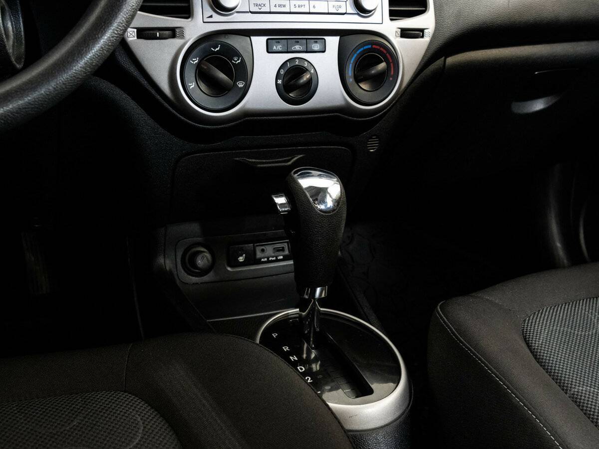 Купить Hyundai i20, 2010, 75 000 км, фото №10