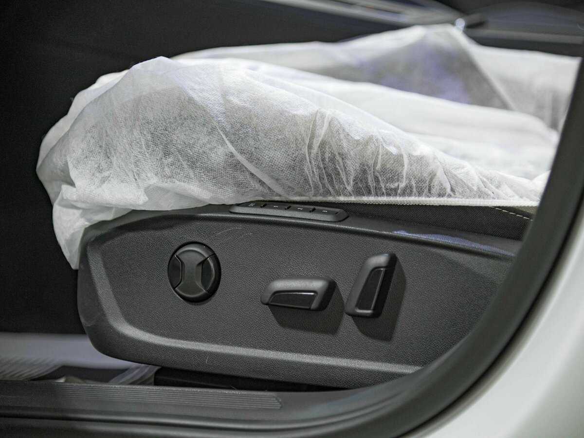 Купить Volkswagen Golf, 2024, 50 км, фото №13