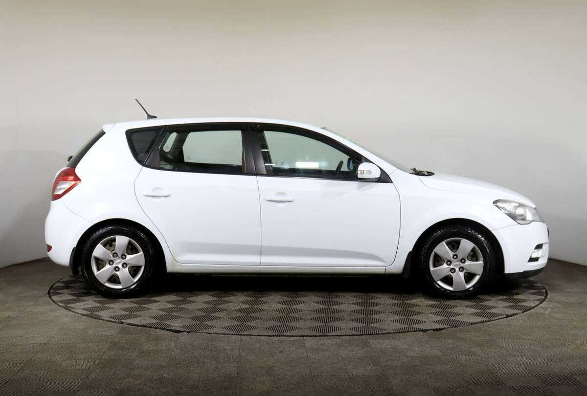 Купить Kia Ceed, 2011, 183 125 км, фото №4