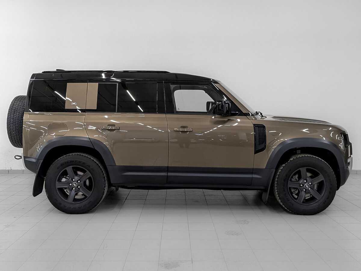 Купить Land Rover Defender 110, 2021, 67 614 км, фото №4