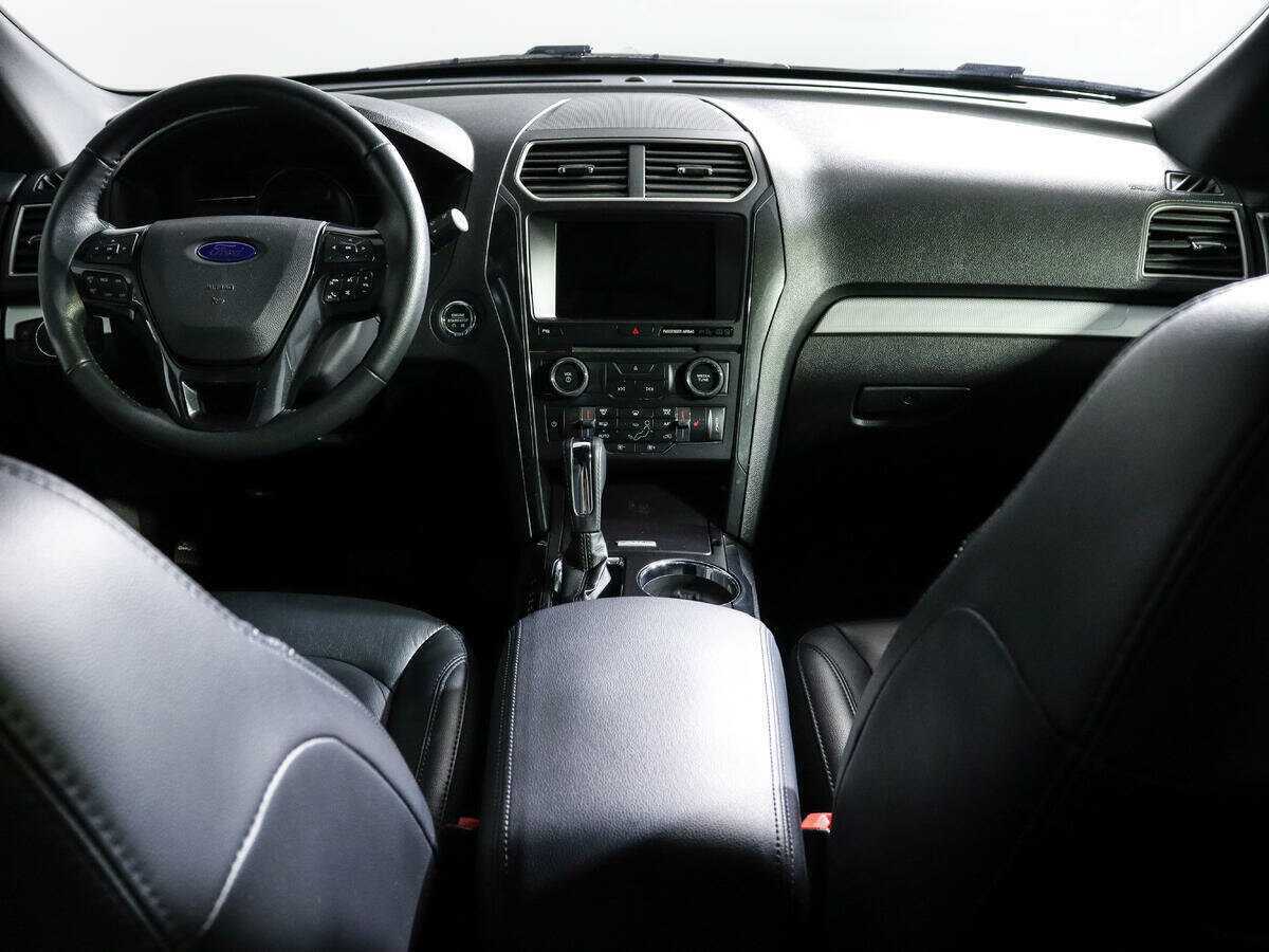 Купить Ford Explorer, 2017, 12 996 км, фото №11