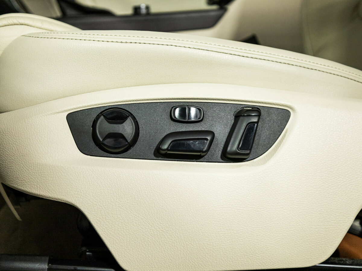 Купить Volkswagen Touareg II, 2013, 74 075 км, фото №13