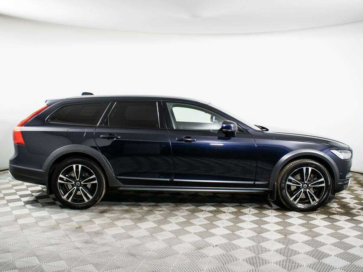 Купить Volvo V90 Cross Country, 2018, 150 482 км, фото №4