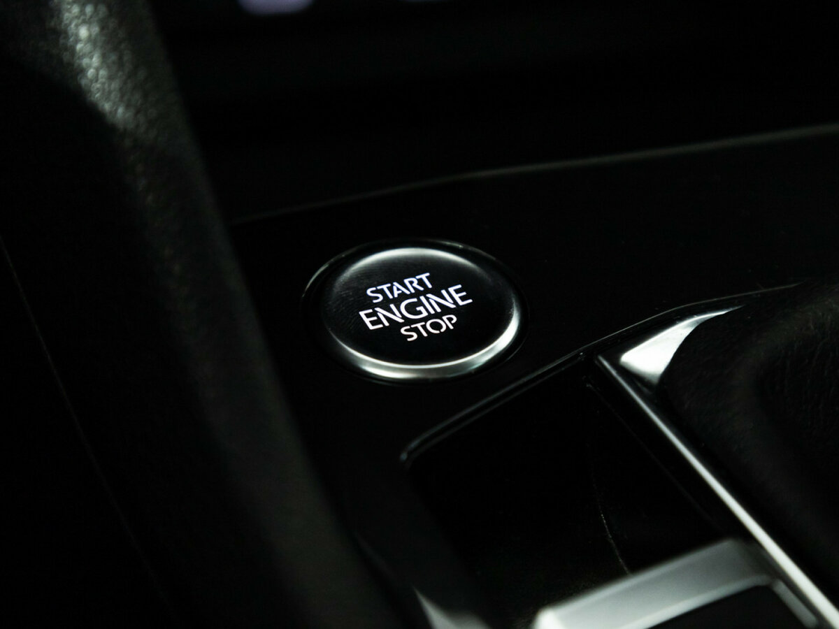 Купить Volkswagen Tiguan II Рестайлинг, 2021, 59 695 км, фото №16