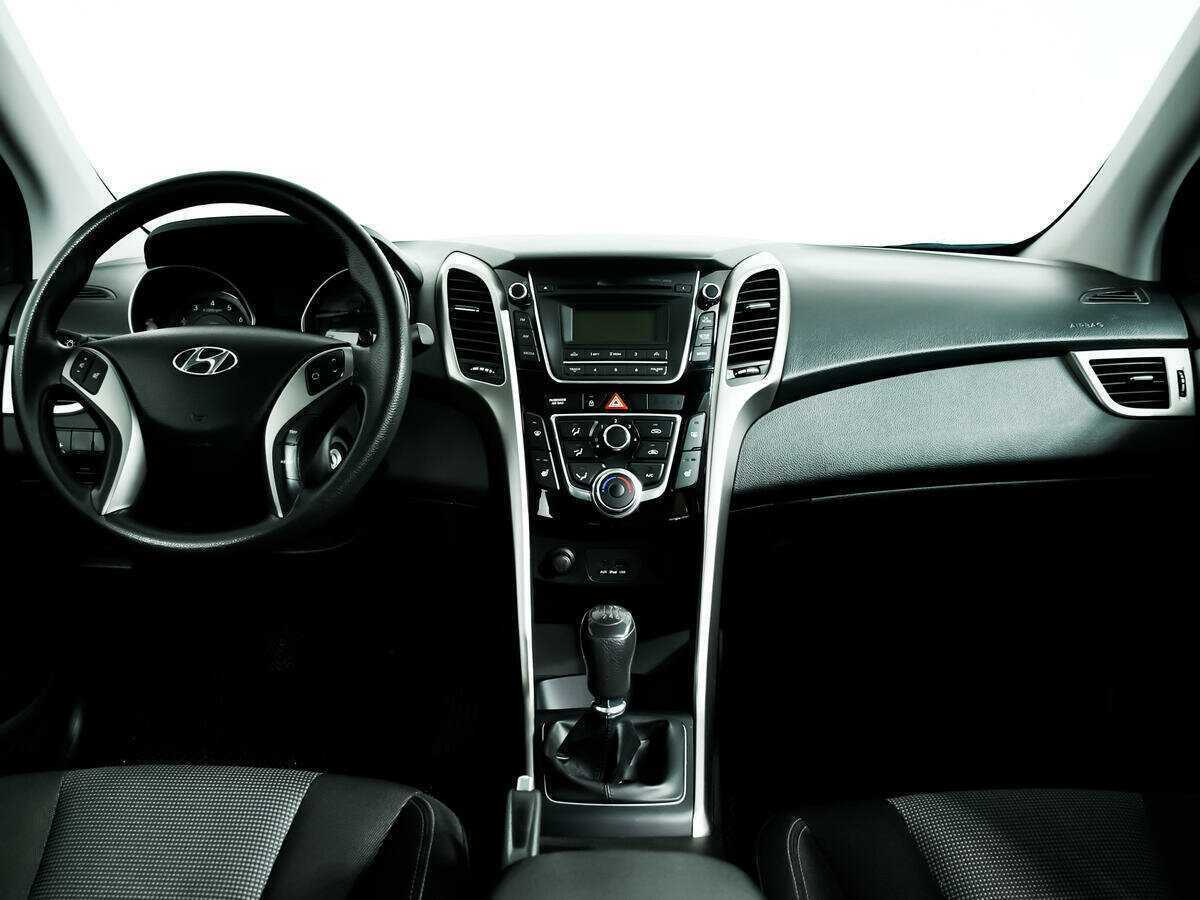 Купить Hyundai i30, 2014, 81 000 км, фото №11