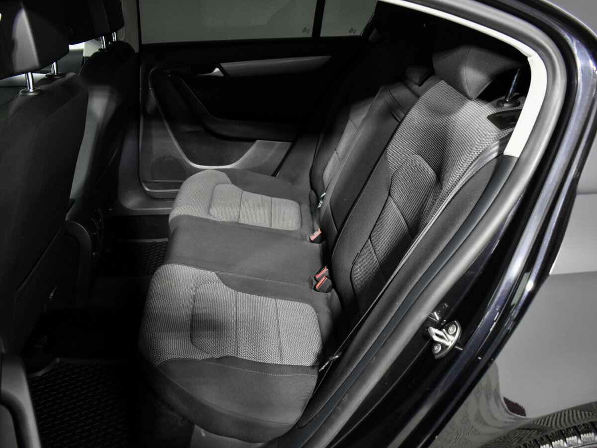 Купить Volkswagen Passat B7, 2011, 193 100 км, фото №11
