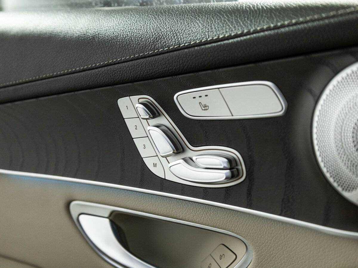 Купить Mercedes-Benz GLC Coupe 300 I (C253), 2017, 75 374 км, фото №14