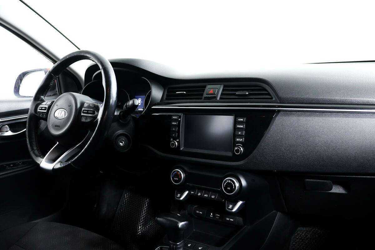 Купить Kia Rio X-Line, 2018, 142 233 км, фото №9