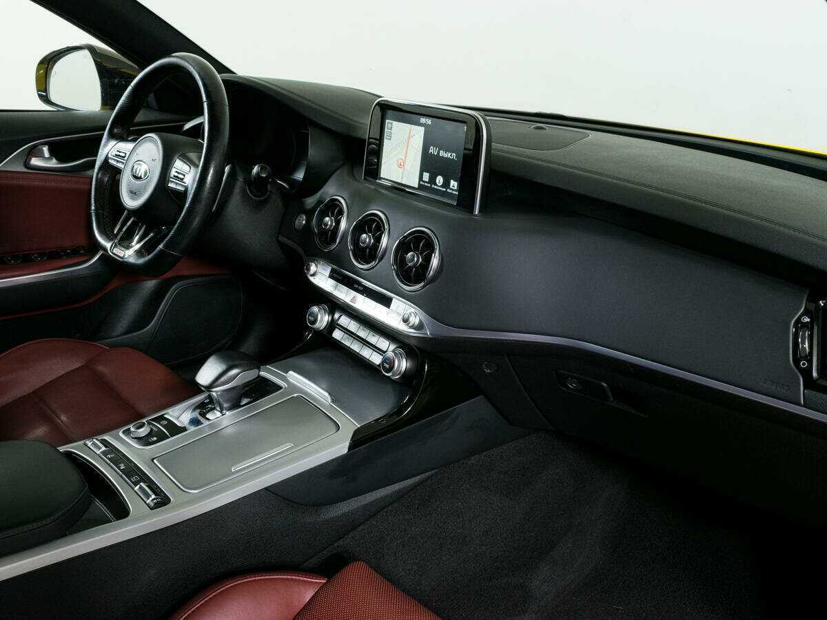 Купить Kia Stinger, 2018, 101 700 км, фото №7