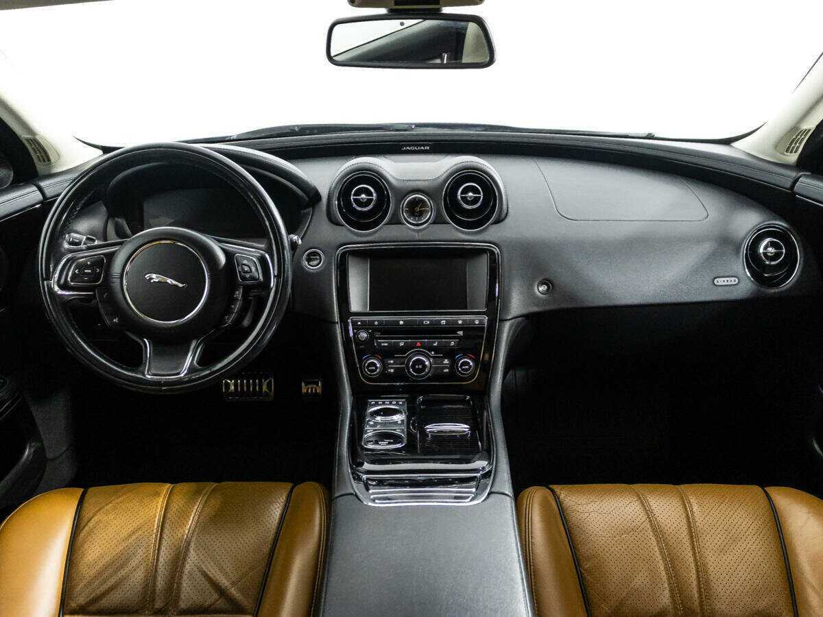 Купить Jaguar XJ LWB Long, 2016, 141 280 км, фото №13