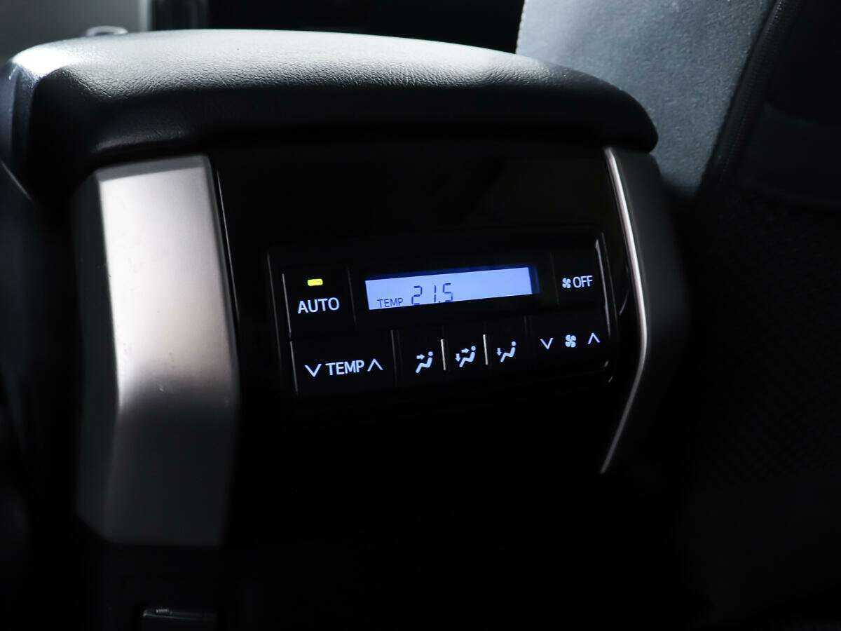 Купить Toyota Land Cruiser Prado, 2021, 112 355 км, фото №20