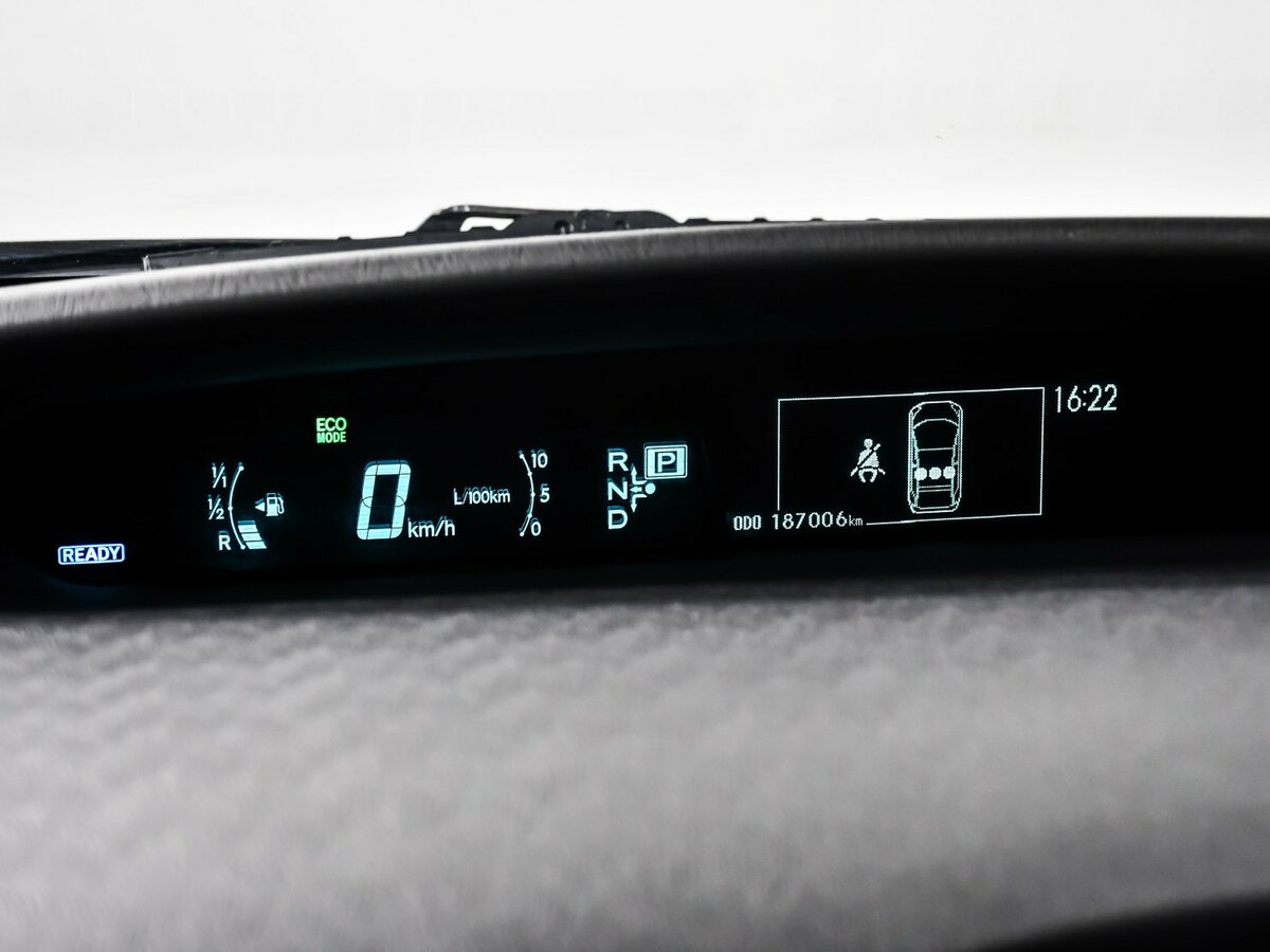 Купить Toyota Prius III (XW30), 2010, 187 000 км, фото №10