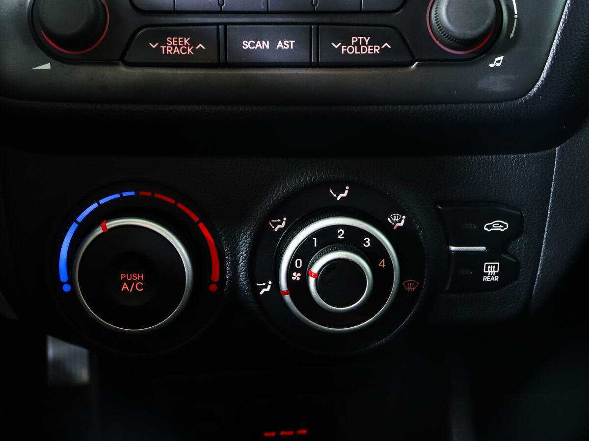 Купить Kia Rio 4-speed, 2011, 159 710 км, фото №16