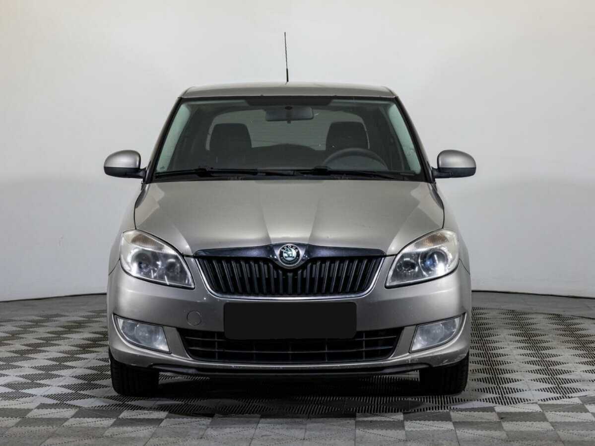 Купить Skoda Fabia, 2011, 235 840 км, фото №2