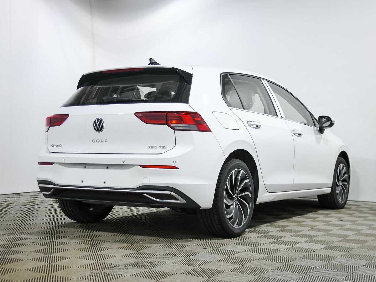 Купить Volkswagen Golf, 2024, 50 км, фото №3