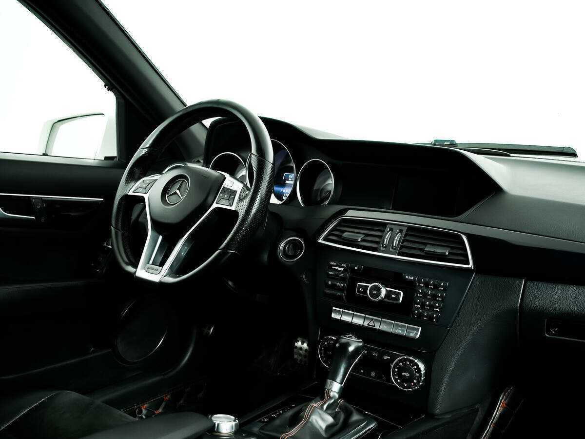 Купить Mercedes-Benz C-Класс 180, 2013, 290 887 км, фото №9