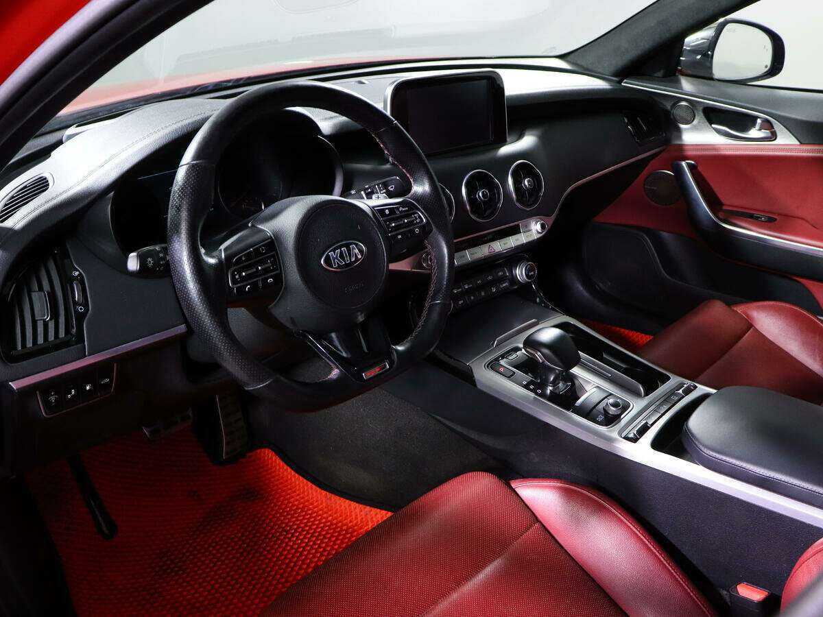 Купить Kia Stinger, 2018, 70 000 км, фото №14