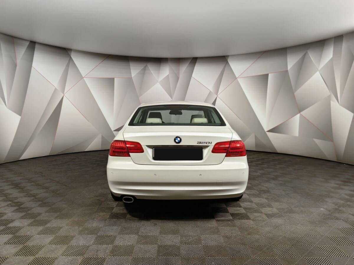 Купить BMW 3 серии 320i, 2012, 84 685 км, фото №8
