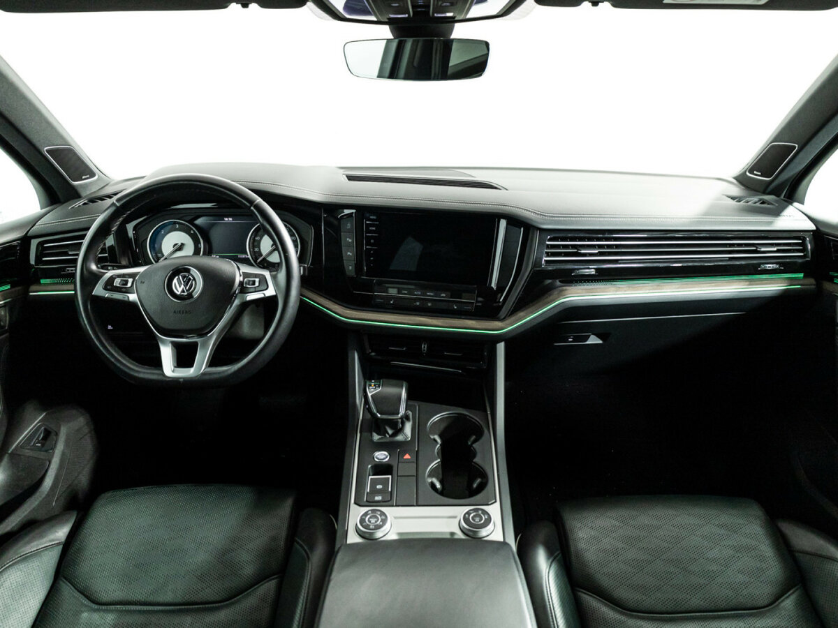 Купить Volkswagen Touareg III, 2018, 113 000 км, фото №11