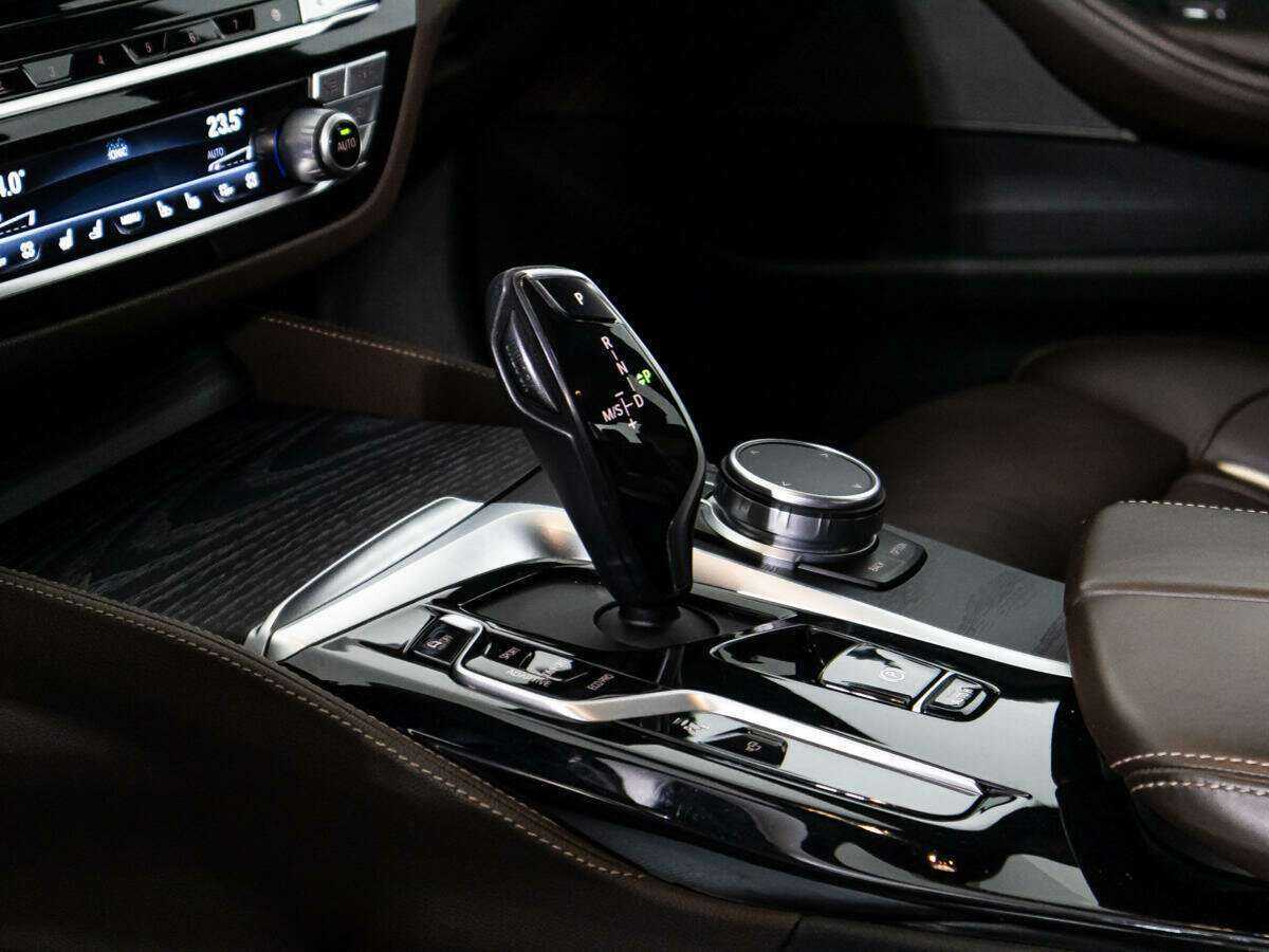 Купить BMW 5 серии 530d xDrive, 2020, 79 958 км, фото №28