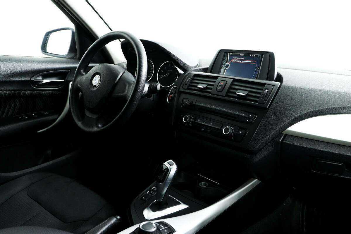 Купить BMW 1 серии 116i, 2012, 98 135 км, фото №9