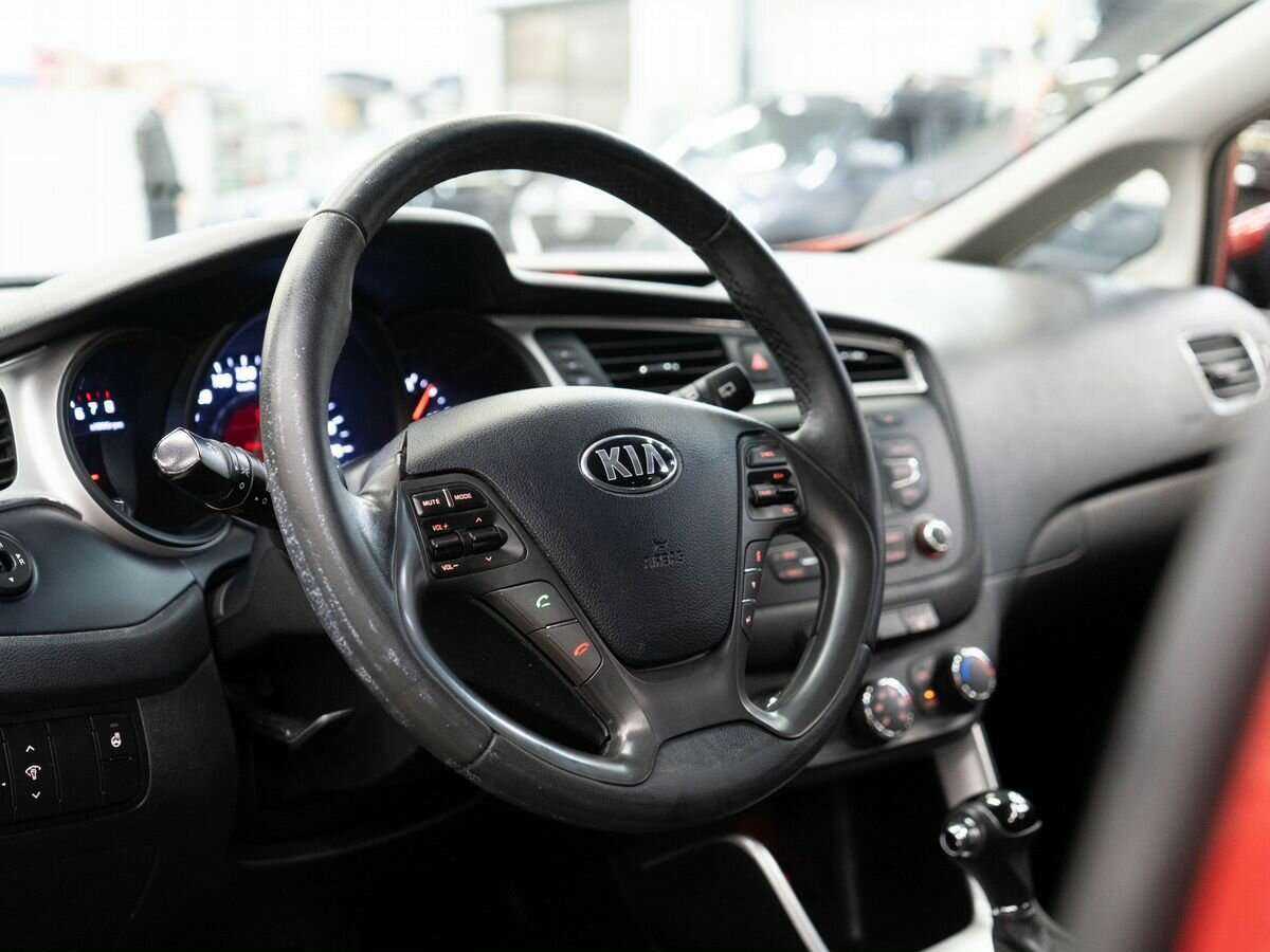 Купить Kia Ceed, 2018, 91 800 км, фото №5