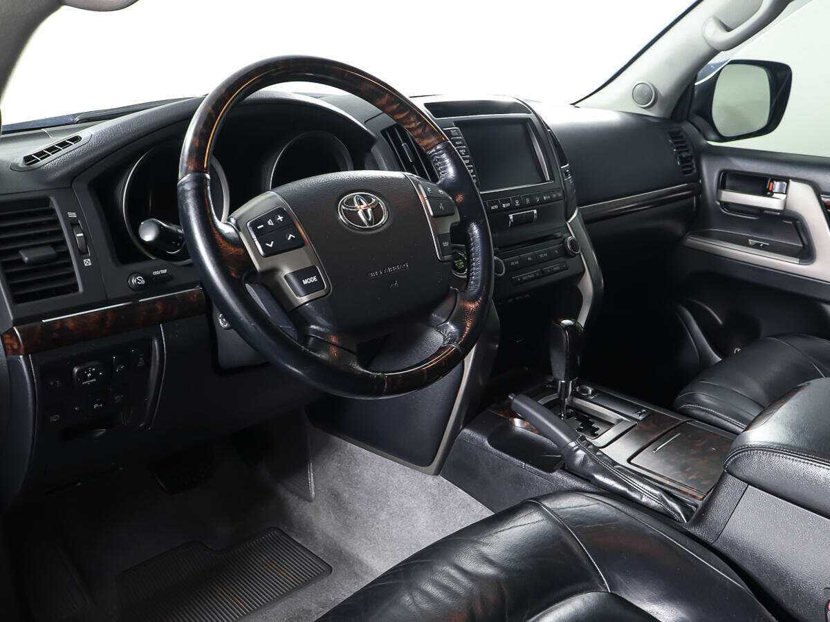 Купить Toyota Land Cruiser, 2011, 301 457 км, фото №13