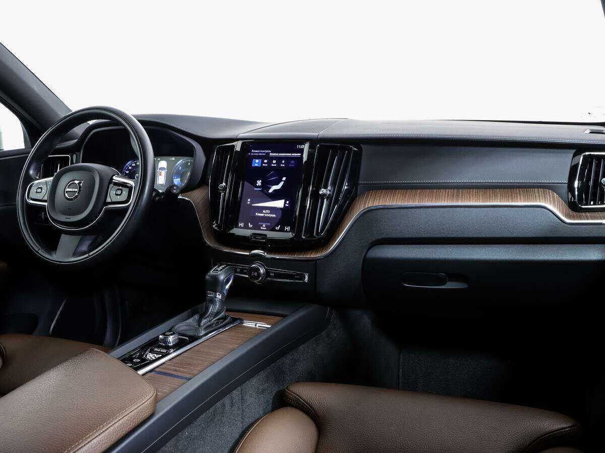 Купить Volvo XC60, 2021, 97 905 км, фото №8