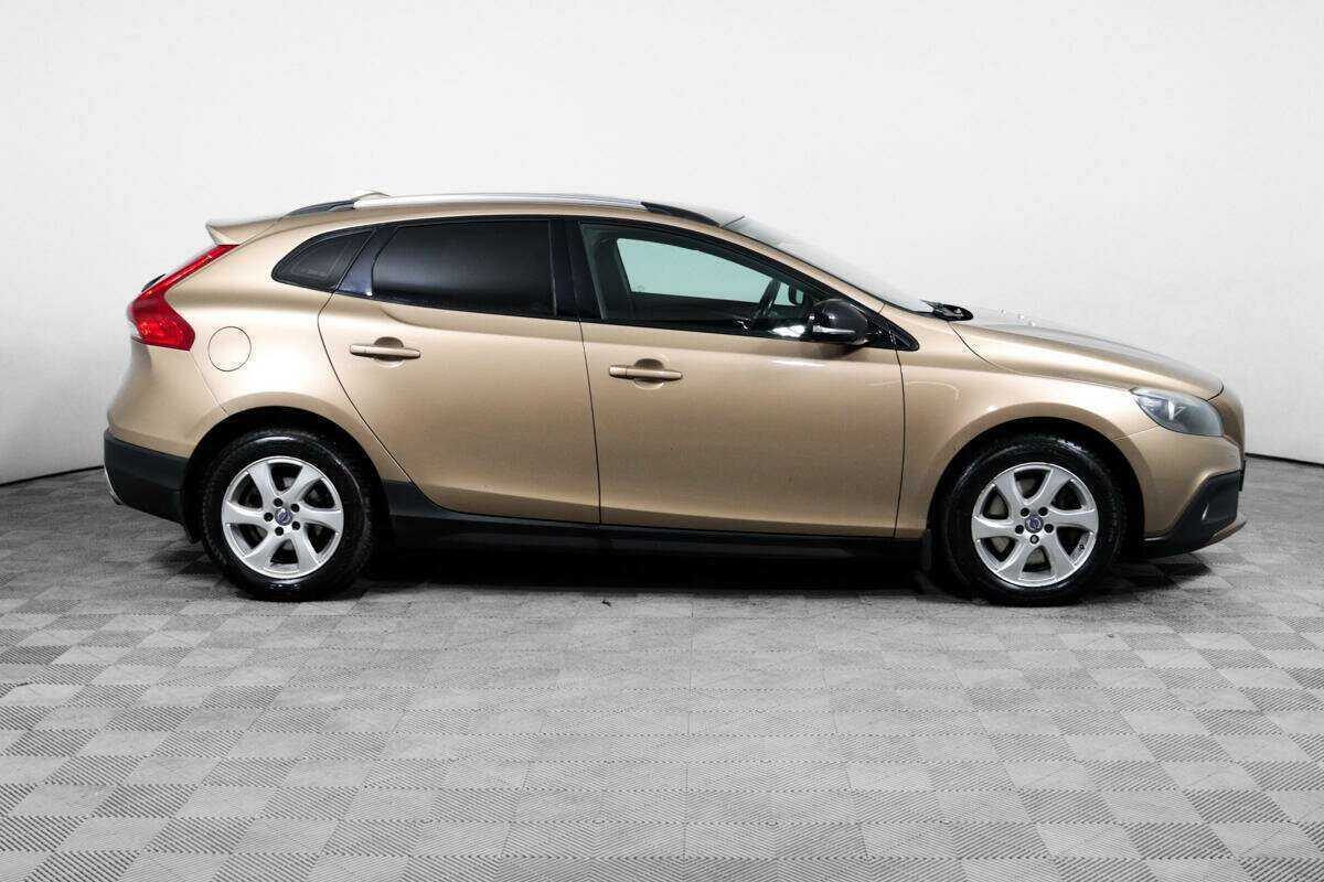Купить Volvo V40 Cross Country, 2013, 197 365 км, фото №4
