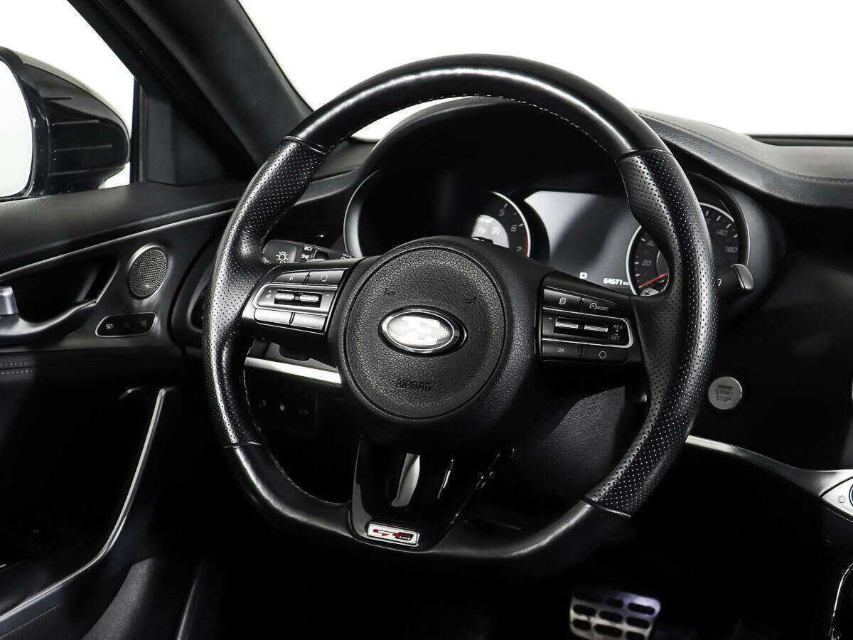 Купить Kia Stinger, 2018, 65 000 км, фото №12